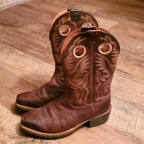 ariat boots style 34824